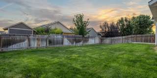 3 Bedroom, 2 Bath, 2-Car Garage with Room to Park Your Toys! Gallery 19