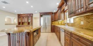 209 N Doheny Dr Gallery 13