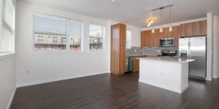 Radius Uptown Apartments Gallery 10