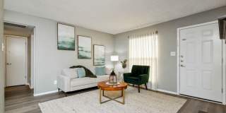 Creekside Gallery 9