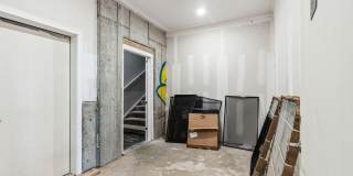 1924-32 North Front Street Gallery 8