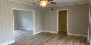 Now Leasing: First Month Free & No Deposit! Two Bedroom Duplex Apartment Near Southside/516 Now Leasing: First Month Free & No Deposit! Two Bedroom Duplex Apartment Near Southside/516 Gallery 10
