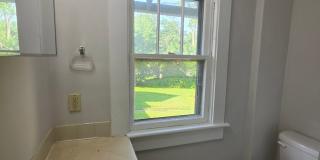 Kent 3 bedroom 1 bath Single Family Home Gallery 16