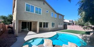 5 bedroom + Loft with pool in Aliante Master Gallery 35