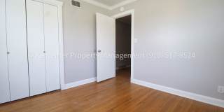 Beautifully Done 3 Bedroom House! Available for Immediate Move in! Gallery 22