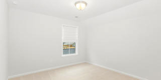 Beautiful 3 Bedroom 2.5 Bathroom Home in Windsor Crossing with Loft Gallery 11