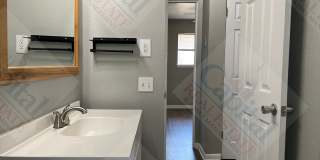 Convenient Location Gallery 16