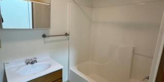 32-N ALLISON Street unit: B Gallery 7