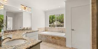 Vista Panoramic View 6 Bedroom 4.5 Bathroom Home for Rent Gallery 34