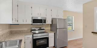 217 Tanglewood DR B Gallery 9
