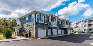 Mosby Poinsett Gallery 27