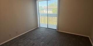 River Walk Apartments Gallery 214