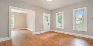 Spacious 4 Bedroom / 2 Bath Single-Family Home – Prime Location Near Downtown GR Gallery 4