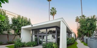 Rosebeach Gallery 25