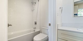 22 Vandewater Gallery 9