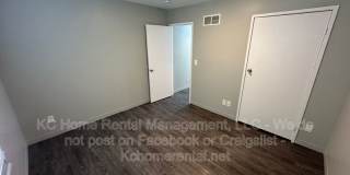 1525 Jackson Ave. Gallery 22