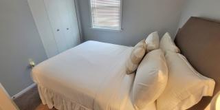 Ambient 5BR House in Pasadena Gallery 8