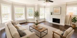 739 Hinman Gallery 2