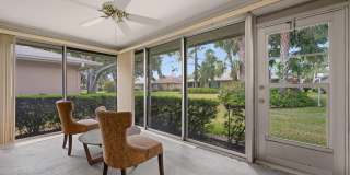 WELCOME TO THIS BEAUTIFULLY UPDATED 2 BEDROOM, 2 BATHROOM VILLA LOCATED IN THE DESIRABLE CENTER GATE COMMUNITY OF SARASOTA! Gallery 26