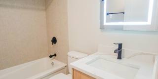 847 W Wellington Gallery 10