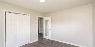 4412 High School Road - 1 Gallery 11