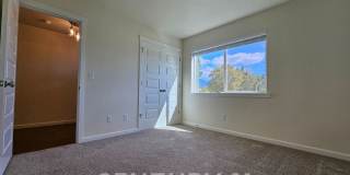 Newer Construction Close to Downtown Grants Pass Gallery 13