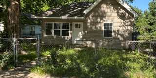 Charming 2BR Retreat Charming 2BR Retreat Gallery 1