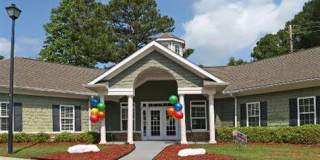 Cameron Run Apartment Homes Gallery 15