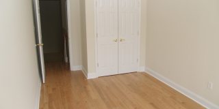 1839 Christian Street Gallery 15