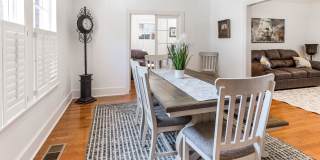 116 E 55th St Gallery 13