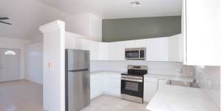 3 Bedroom House with large yard Arizona City Gallery 1