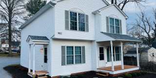 2 Bedroom 2.5 Bathroom Townhouse Gallery 1