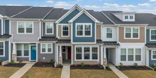MODERN 3-BEDROOM 2 1/2 BATH - TOWNHOME | EASTSIDE SPARTANBURG Gallery 1