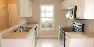 2 Bedroom 2 Bath Townouse Gallery 5