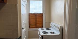 Apartment located inside beautiful historcal home in Lynchburg! Gallery 6