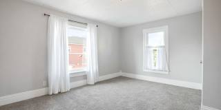 4 BED/1 BATH IN NEWARK Gallery 12