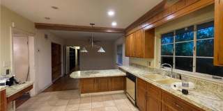 5525 W Waters Drive Gallery 3