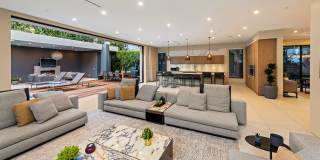 623 N Edinburgh Ave Gallery 9