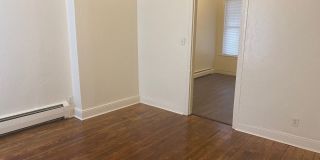 Spacious 2+ Bedroom House York City SD Gallery 5