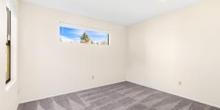 Redmond 3 Bedroom 1.5 Bath Garage Duplex Gallery 25