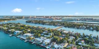 279 N Hibiscus Dr Gallery 14