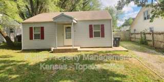 751 SE Pinecrest Drive Gallery 1