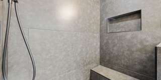 Fully Furnished Designer Loft with Parking & Monument Views! Gallery 28