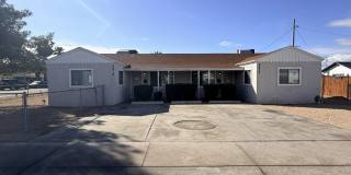 2419 E OAK Street Gallery 1