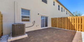 2425 SE 28TH DR Gallery 60