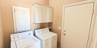 Beautiful 4 bedroom for rent. Gallery 17