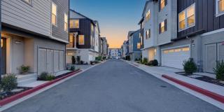 Luxury 4BD/4BA in Penny Lane | Private End-Unit + Solar + Bonus Room Near BART Gallery 1