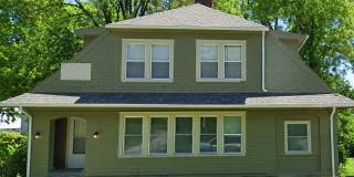 Spacious 3 Bed, 2 Bath Home in Prime Kansas City Location Near Plaza & Brookside Spacious 3 Bed, 2 Bath Home in Prime Kansas City Location Near Plaza & Brookside Gallery 1