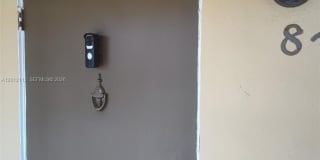 625 SW 20th Ct Gallery 2