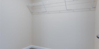 203 Dixon Circle Gallery 18